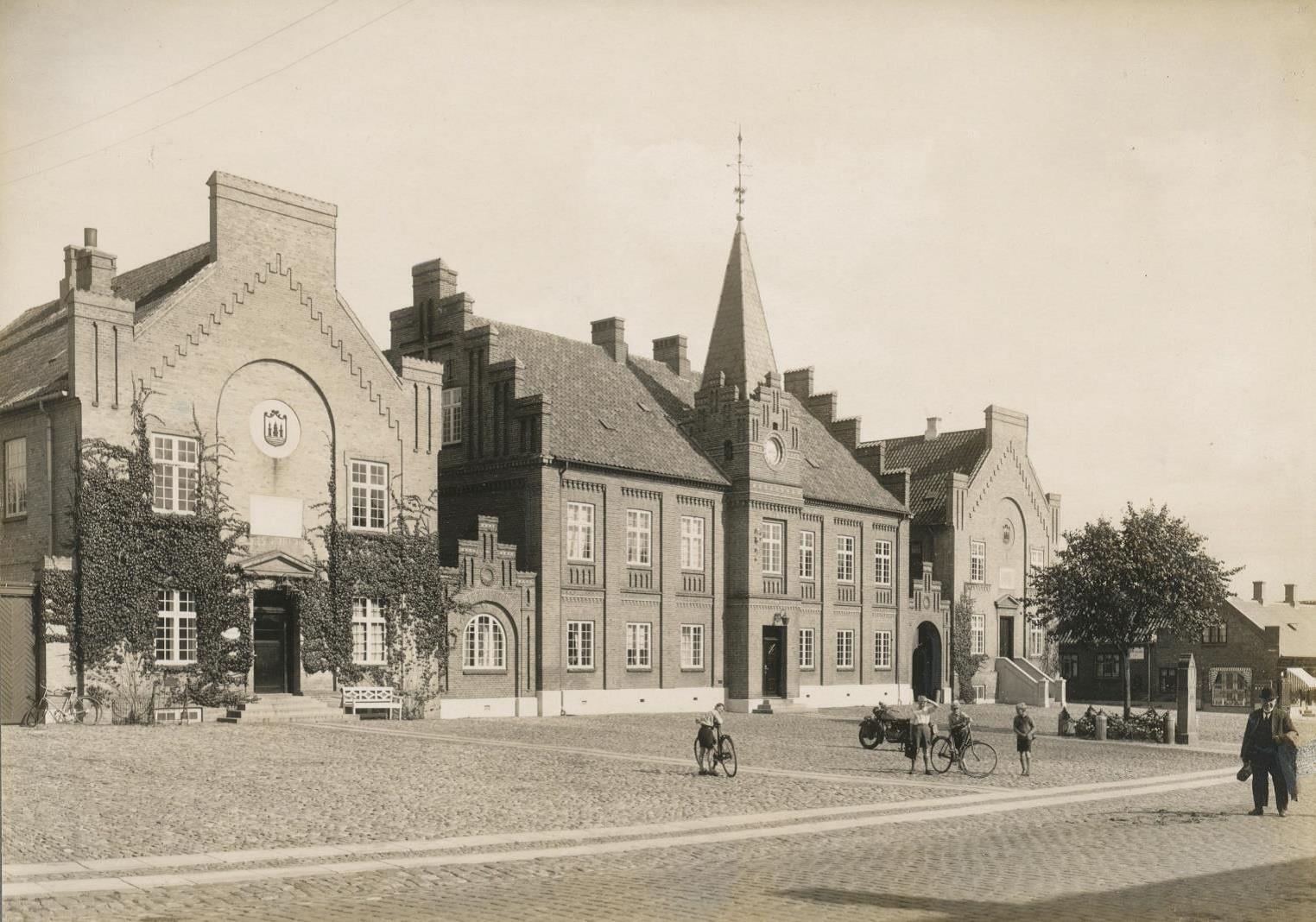 dengamle politistation postkort 1900